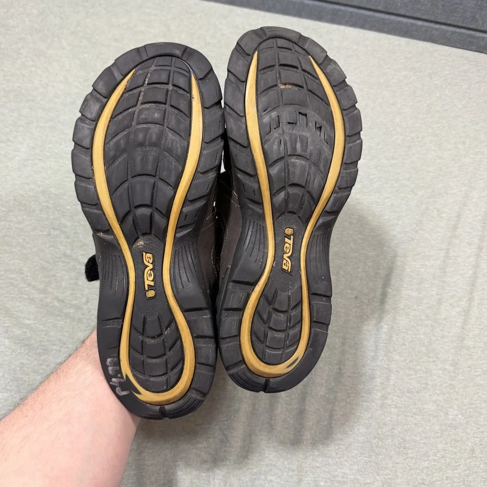 Teva Forebay Hiking Sandals Mens Size 11 Brown Closed Toe ShocPad Outdoor Trail